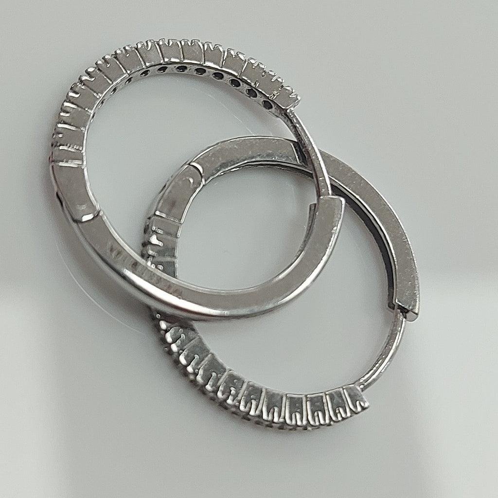 ARRACADAS PAR ORO, ORO BLANCO 14 K 2.2 GRMS (SEMINUEVO)