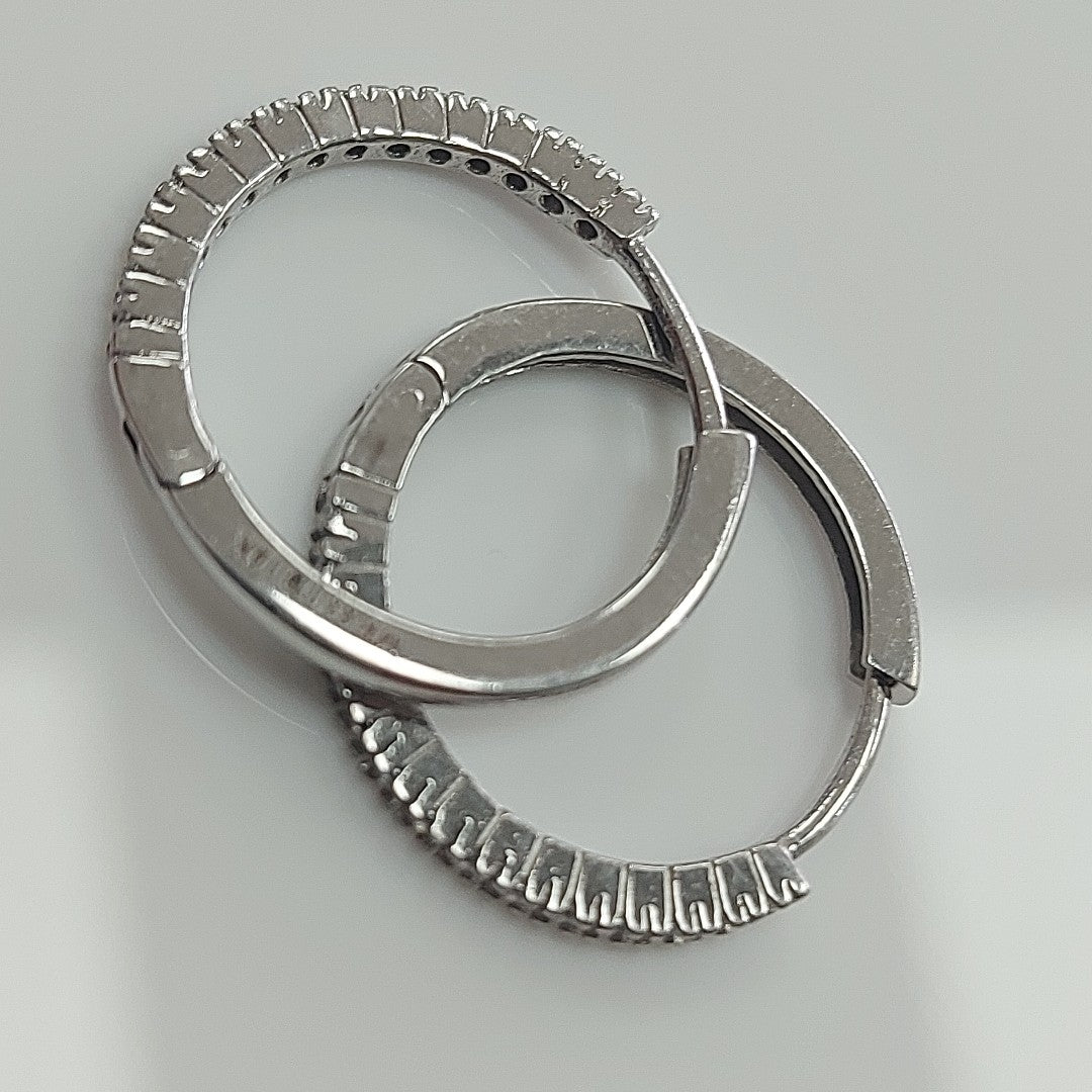 ARRACADAS PAR ORO, ORO BLANCO 14 K 2.2 GRMS (SEMINUEVO)