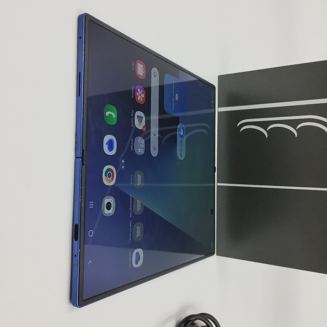 CELULAR SAMSUNG GALAXY Z FOLD7 SM-F966B (2025) 1 TB 16 GB RAM (SEMINUEVO)