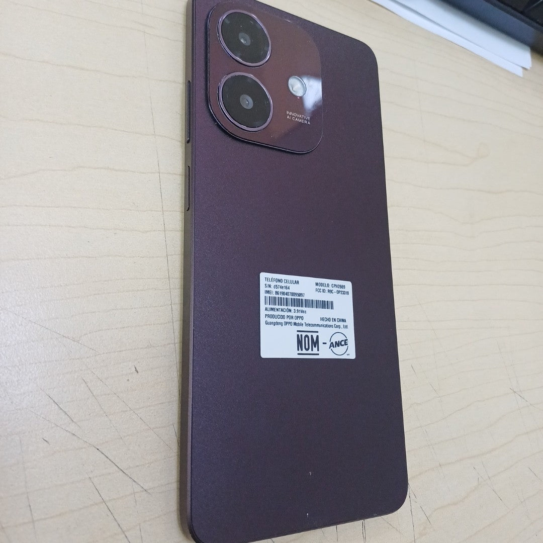 CELULAR OPPO  A40 CPH2669 (2024) 256 GB 4 GB RAM (SEMINUEVO)