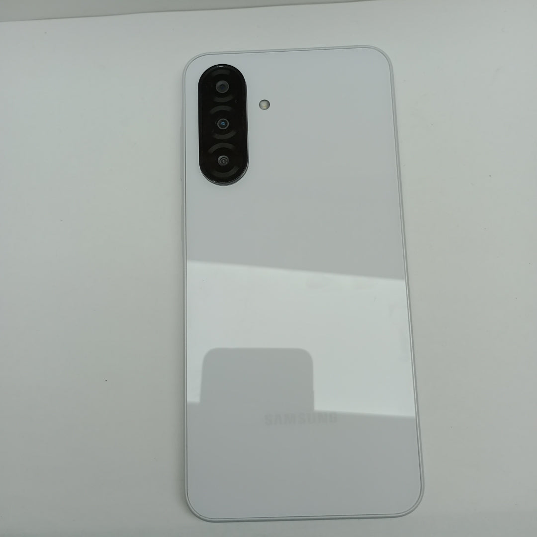 CELULAR SAMSUNG GALAXY A26 5G SM-A266M (2025) 128 GB 6 GB RAM (SEMINUEVO)