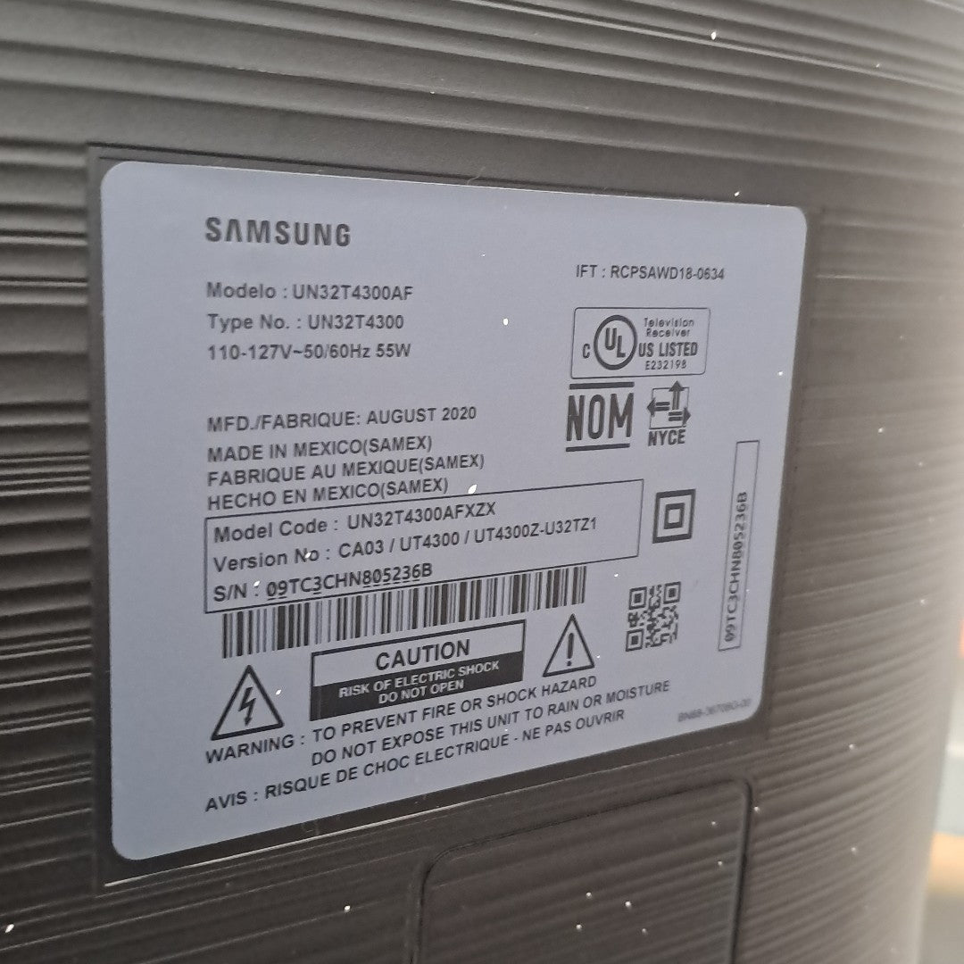 PANTALLA SAMSUNG UN32T4300AF (2020) 32" LED HD (SEMINUEVO)