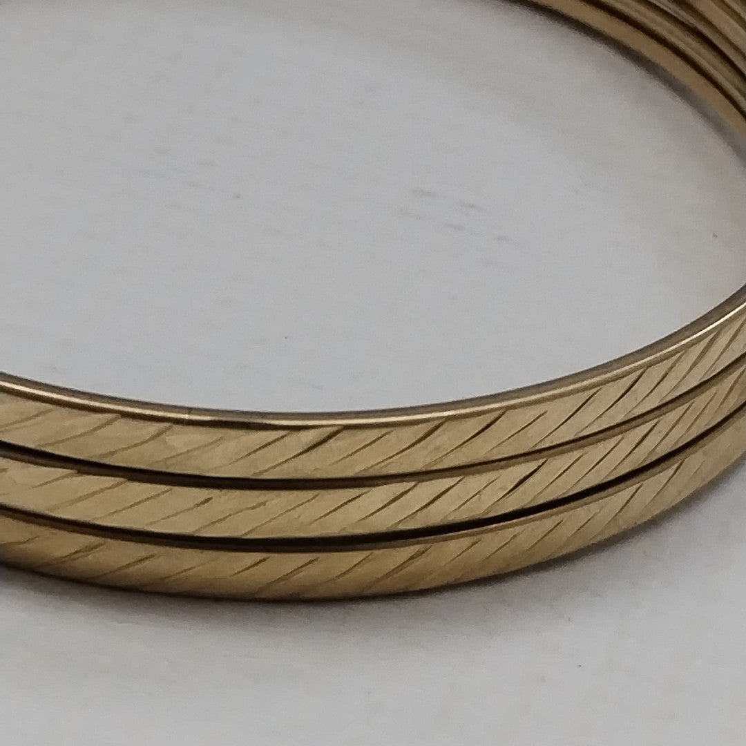 PULSERA RIGIDA ORO 10 K 16.4 GRMS (SEMINUEVO)