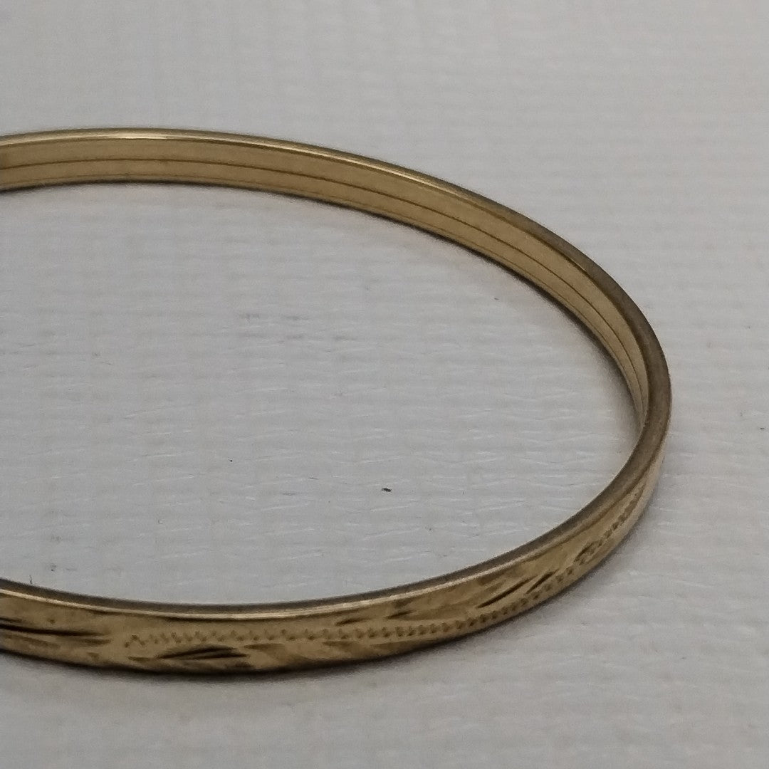 PULSERA RIGIDA ORO 10 K 5.8 GRMS (SEMINUEVO)