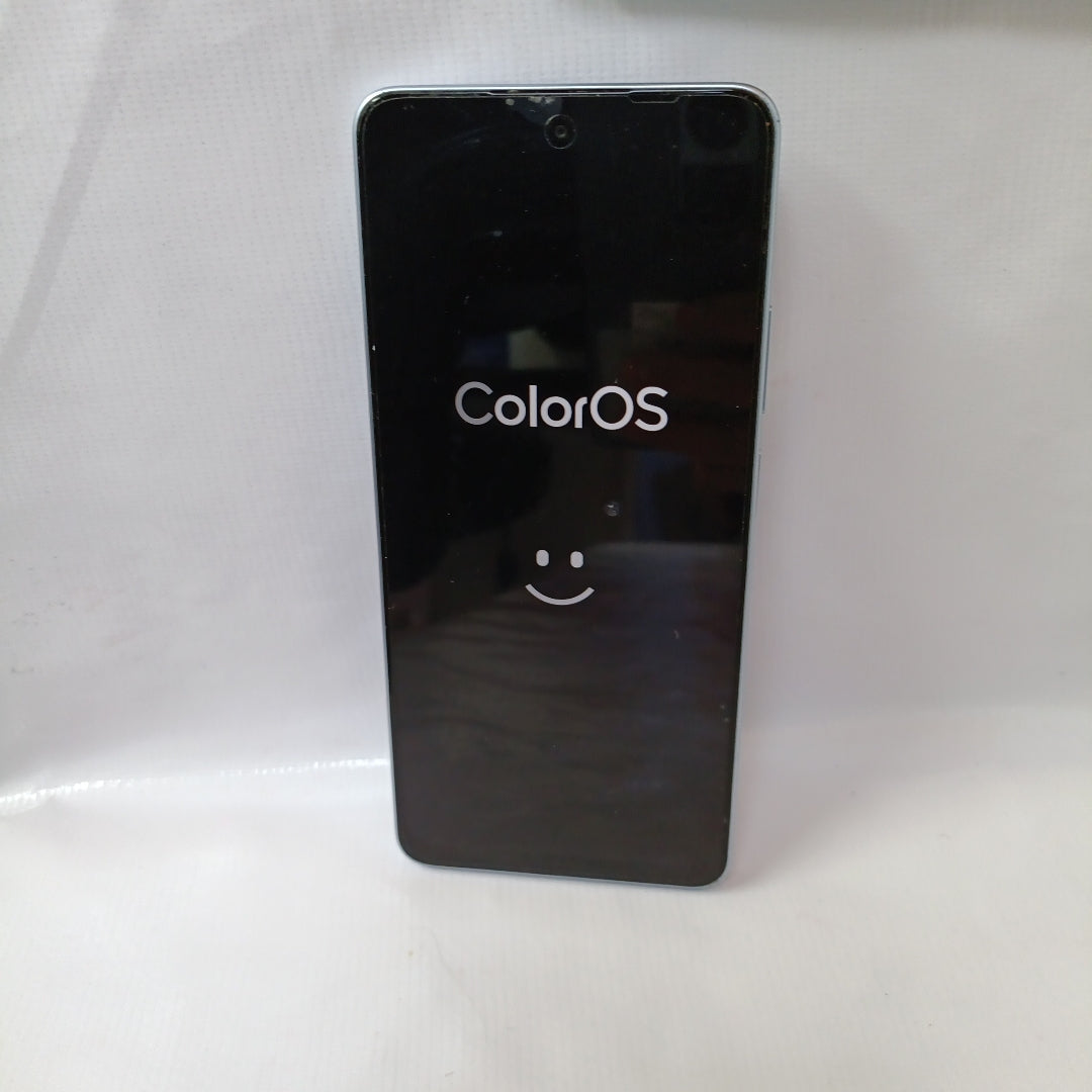 CELULAR OPPO  A5 PRO CPH2711 (2025) 256 GB 8 GB RAM (SEMINUEVO)