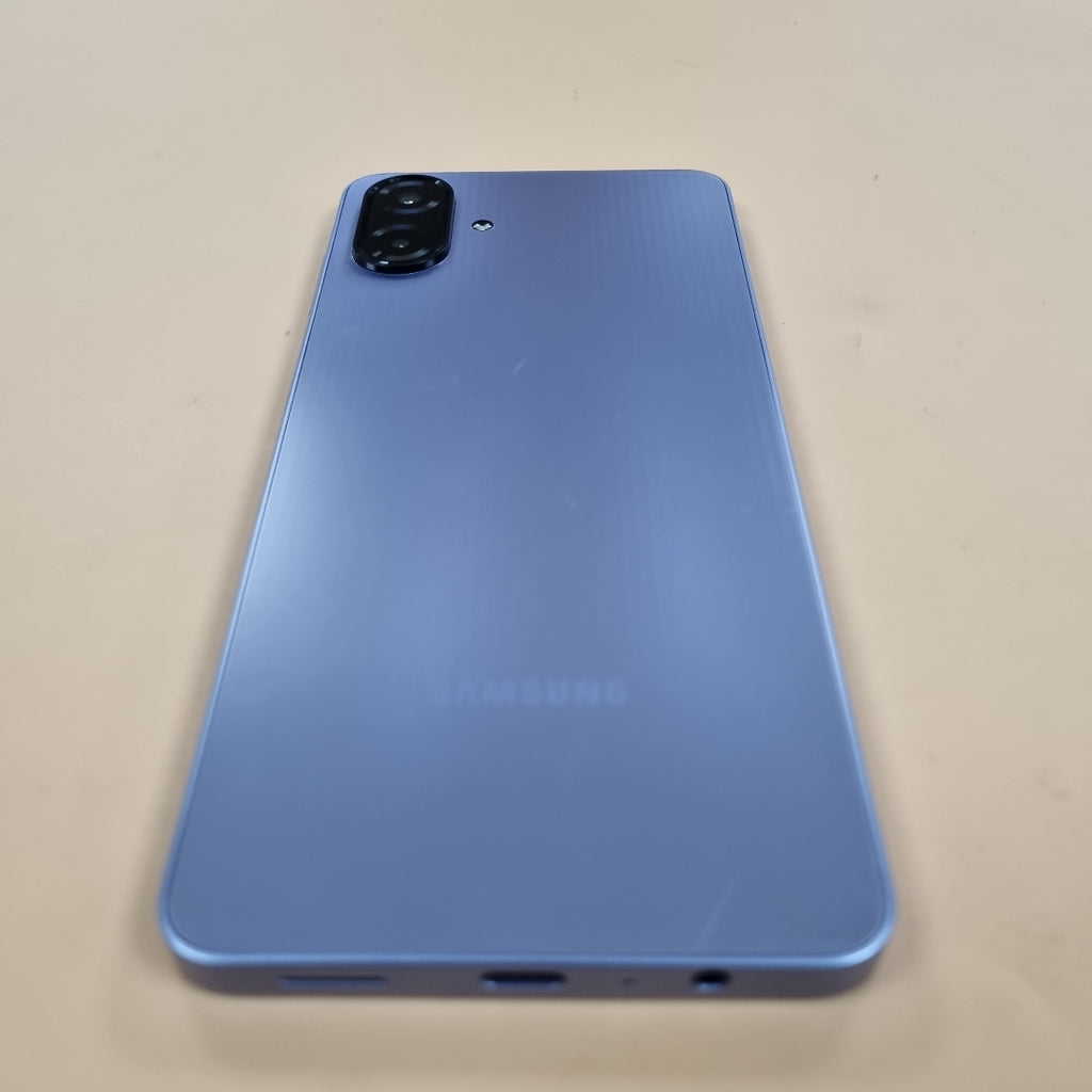 CELULAR SAMSUNG GALAXY A07 SM-A075M (2025) 64 GB 4 GB RAM (SEMINUEVO)