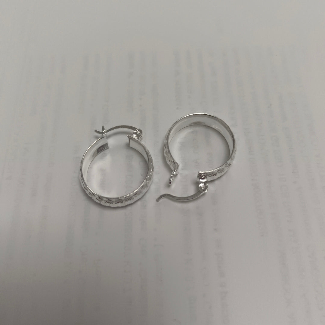 PAR ARRACADAS FACETADAS PLATA .925 3.4 GR (NUEVO)