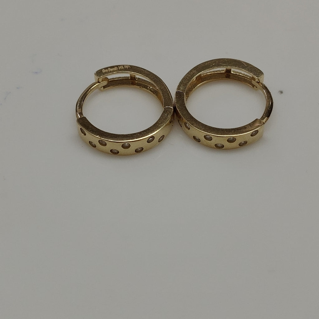 ARRACADAS PAR ORO 14 K 1.6 GRMS (SEMINUEVO)
