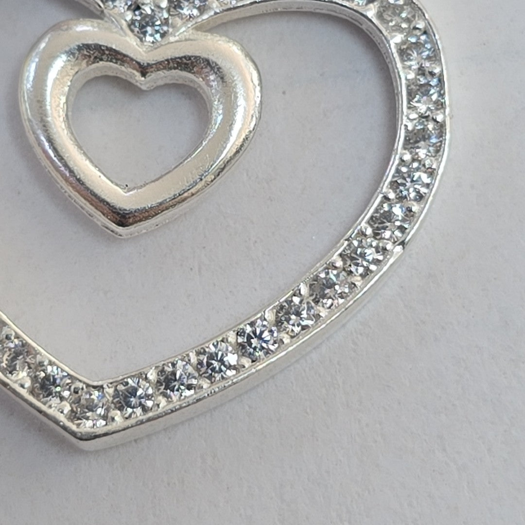 DIJE CORAZON C/CIRCONIAS PLATA .925 2.7 GR (NUEVO)