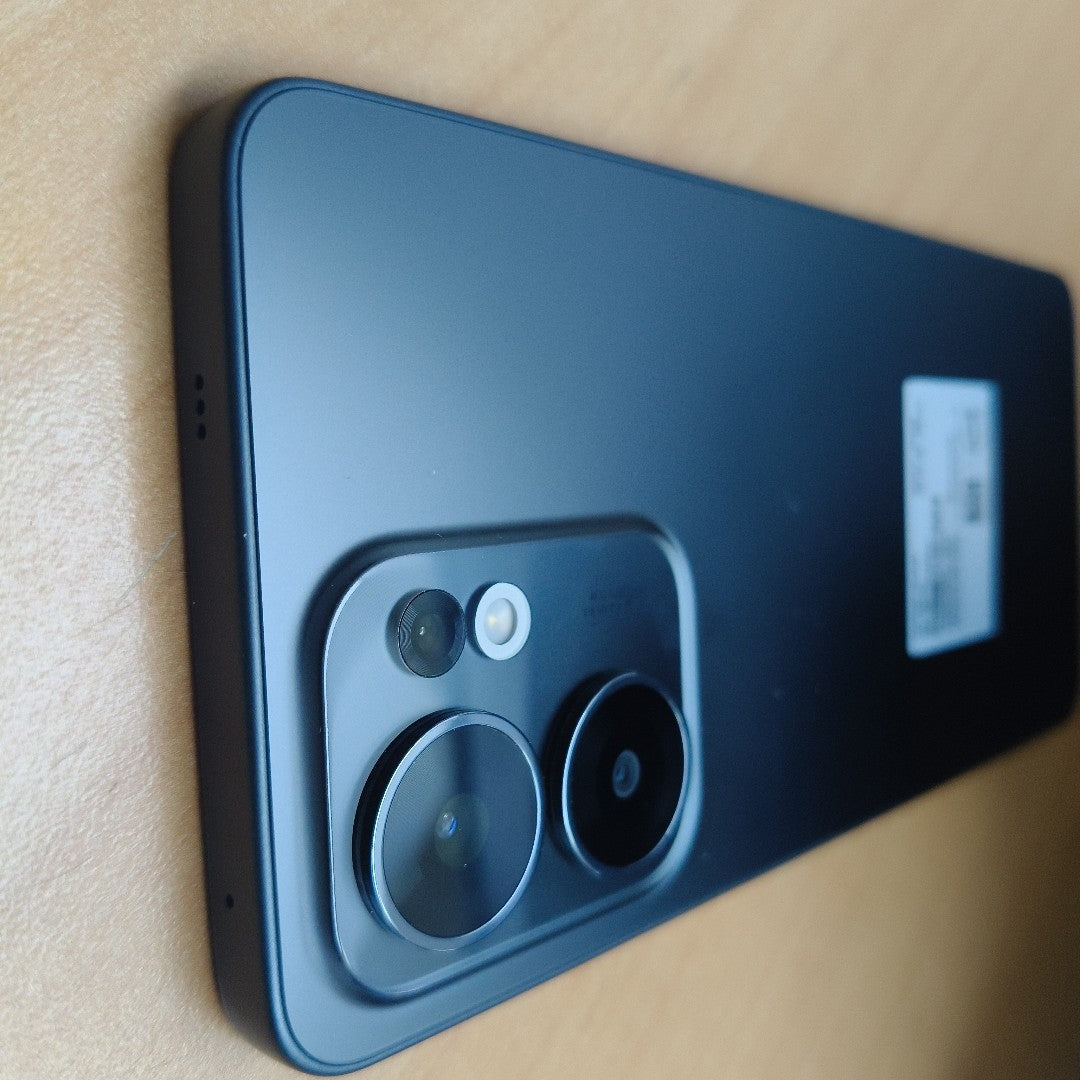 CELULAR OPPO  RENO 13F 5G CPH2699 (2025) 256 GB 12 GB RAM (SEMINUEVO)