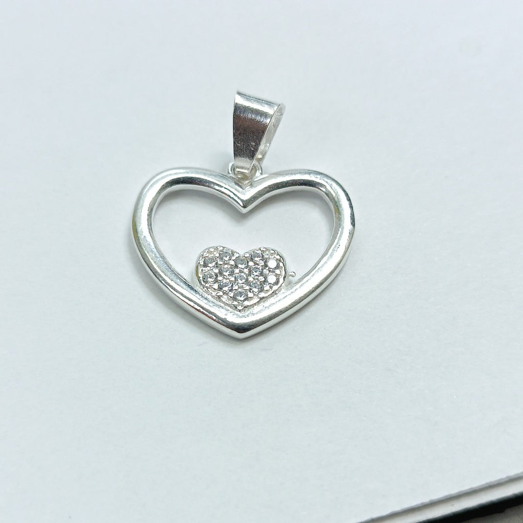 DIJE CORAZON C/CIRCONIAS PLATA .925 2.6 GR (NUEVO)