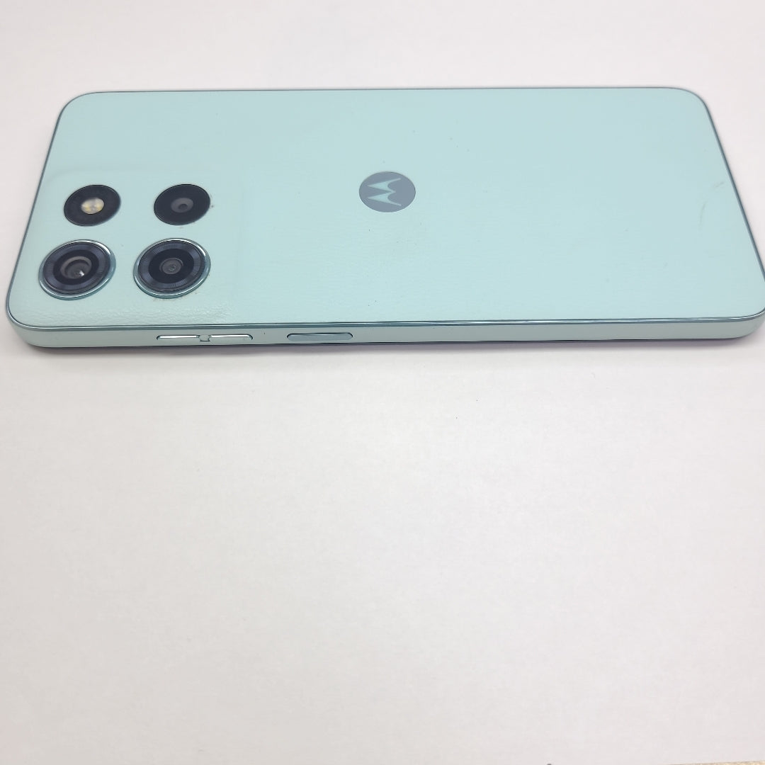 CELULAR MOTOROLA MOTO G15 XT2521-2 (2025) 512 GB 4 GB RAM (SEMINUEVO)