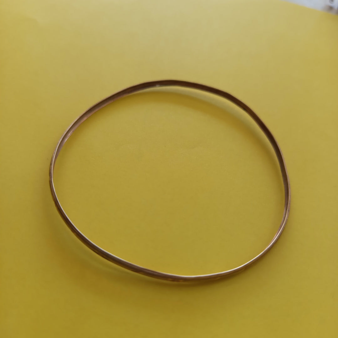 PULSERA RIGIDA ORO, ORO COMBINADO 8 K 2.7 GRMS (SEMINUEVO)