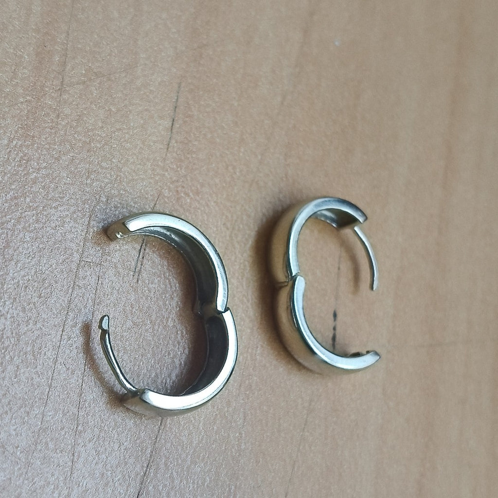 ARRACADAS PAR ORO, ORO BLANCO 14 K 2.6 GRMS (SEMINUEVO)