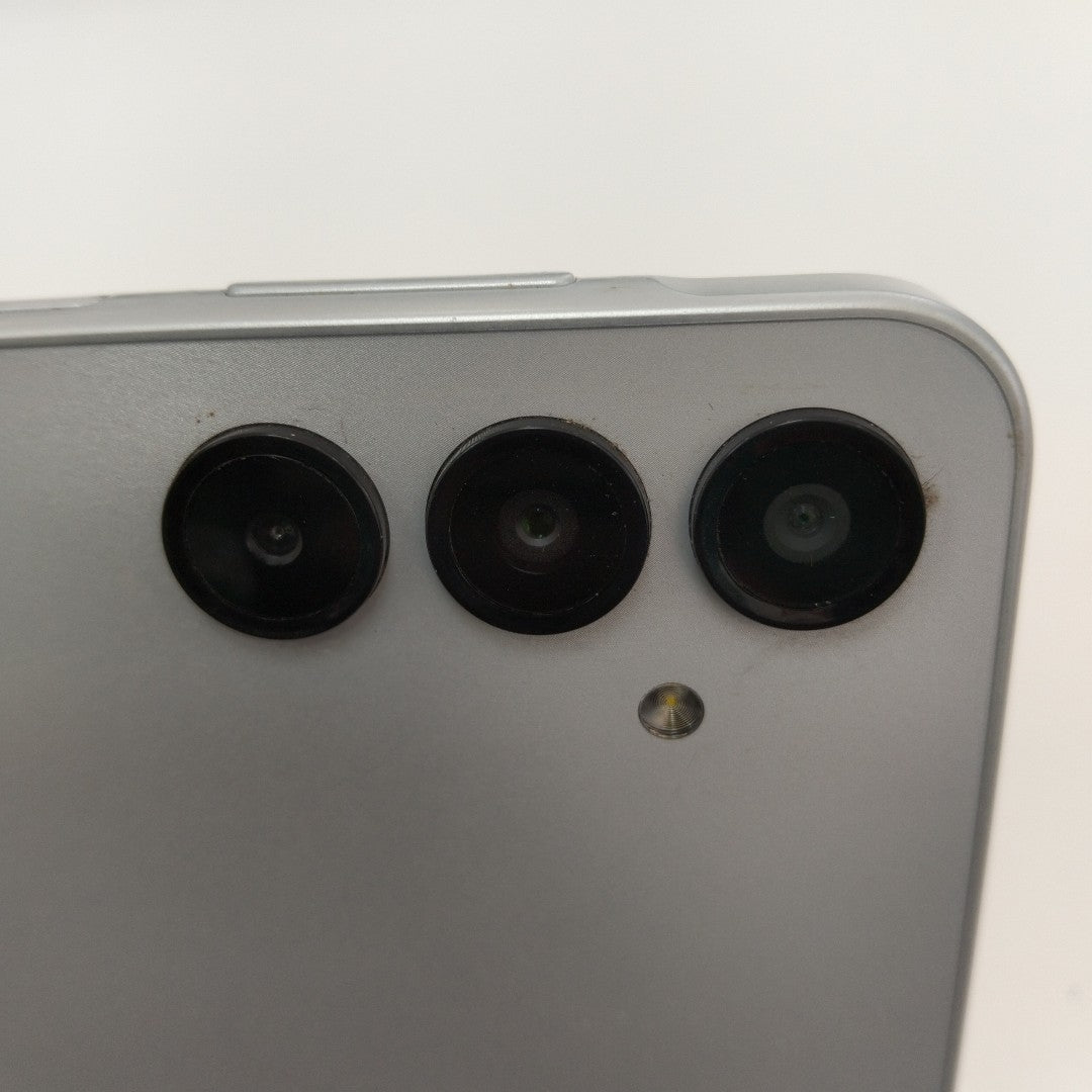 CELULAR SAMSUNG GALAXY A16 SM-A165M (2024) 128 GB 4 GB RAM (SEMINUEVO)