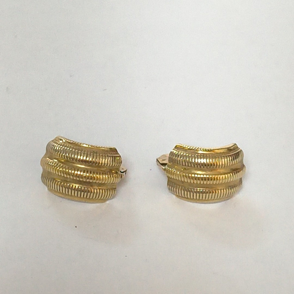 ARRACADAS PAR ORO 10 K 2.1 GRMS (SEMINUEVO)