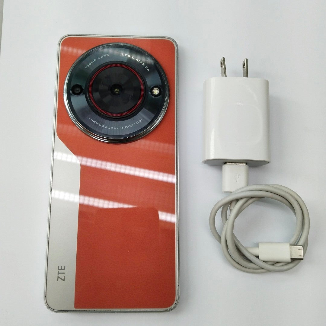 CELULAR ZTE FOCUS Z2455 (2024) 256 GB 4 GB RAM (SEMINUEVO)