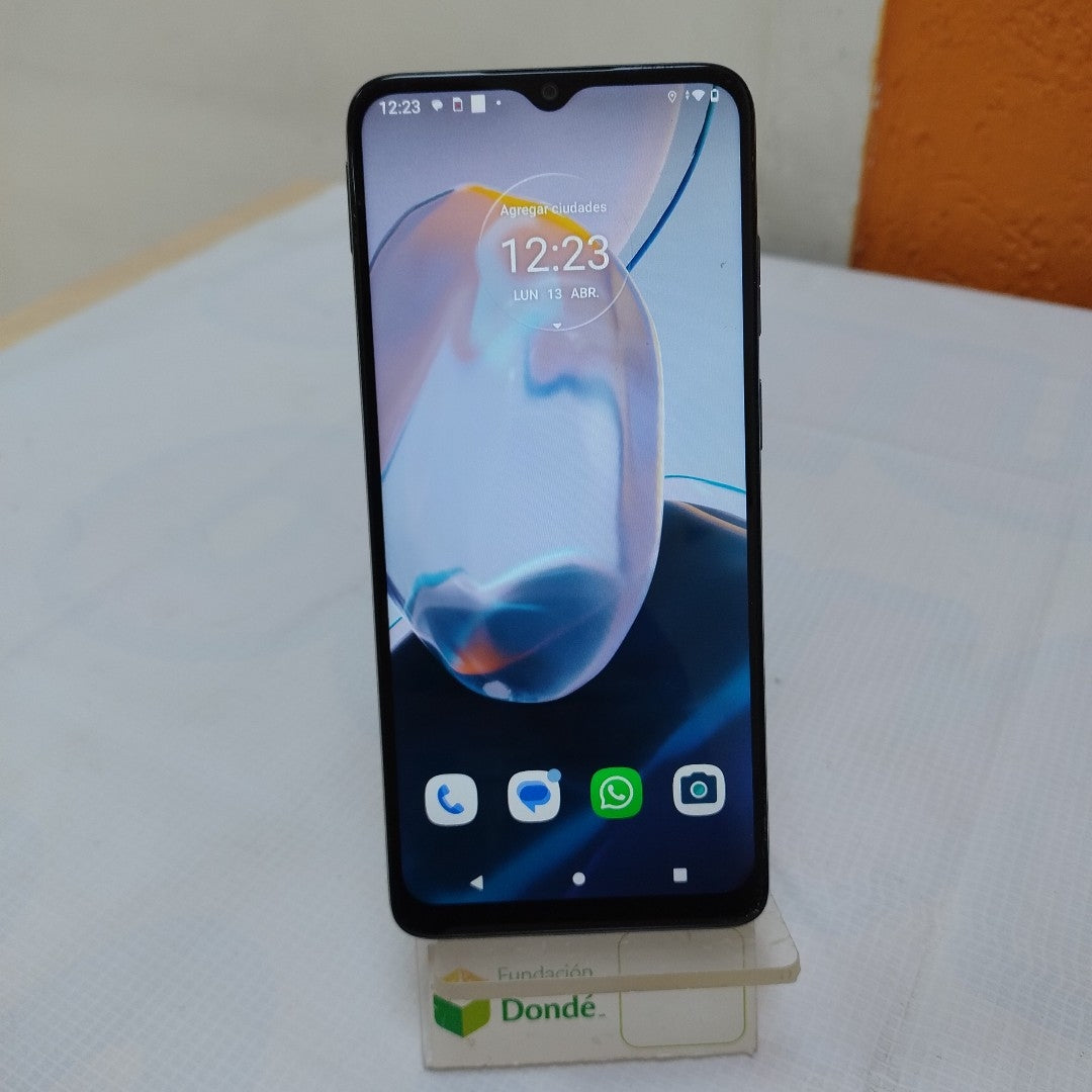 CELULAR MOTOROLA MOTO E22I XT2239-17 64 GB 2 GB RAM (SEMINUEVO)