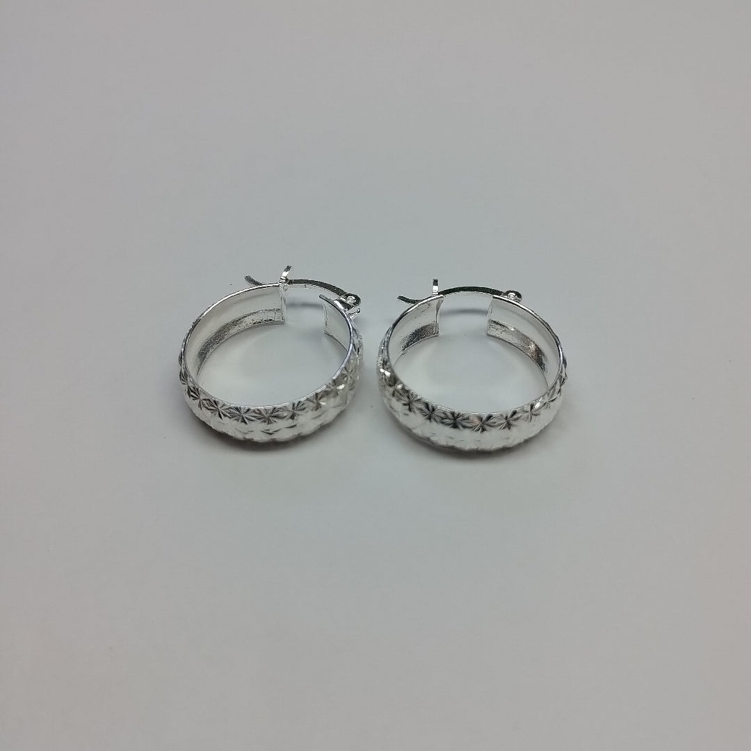 PAR ARRACADAS FACETADAS PLATA .925 3.4 GR (NUEVO)