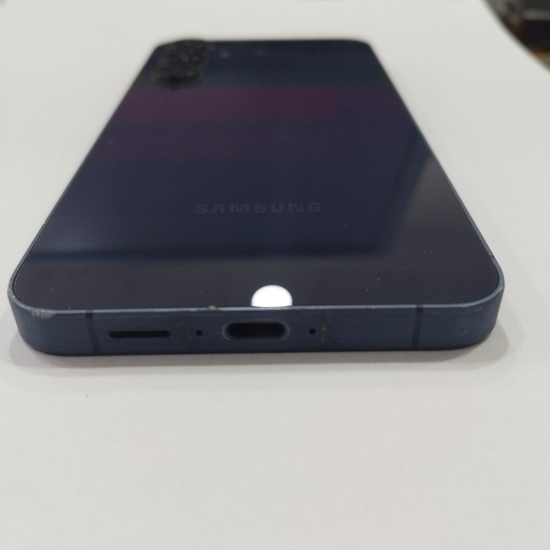 CELULAR SAMSUNG GALAXY A55 5G SM-A556E (2024) 256 GB 8 GB RAM (SEMINUEVO)