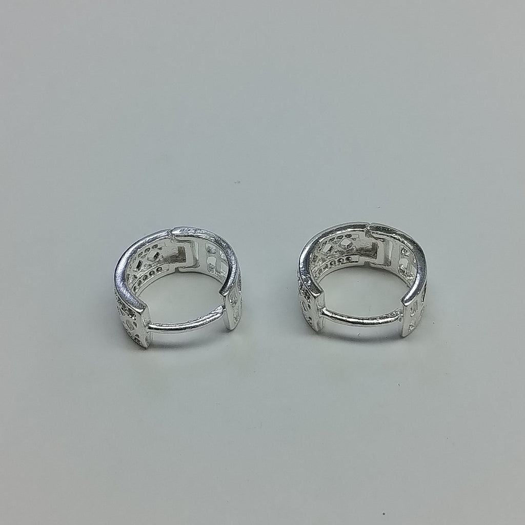 HUGGIES C/CIRCONIAS PLATA .925 2.8 GR (NUEVO)