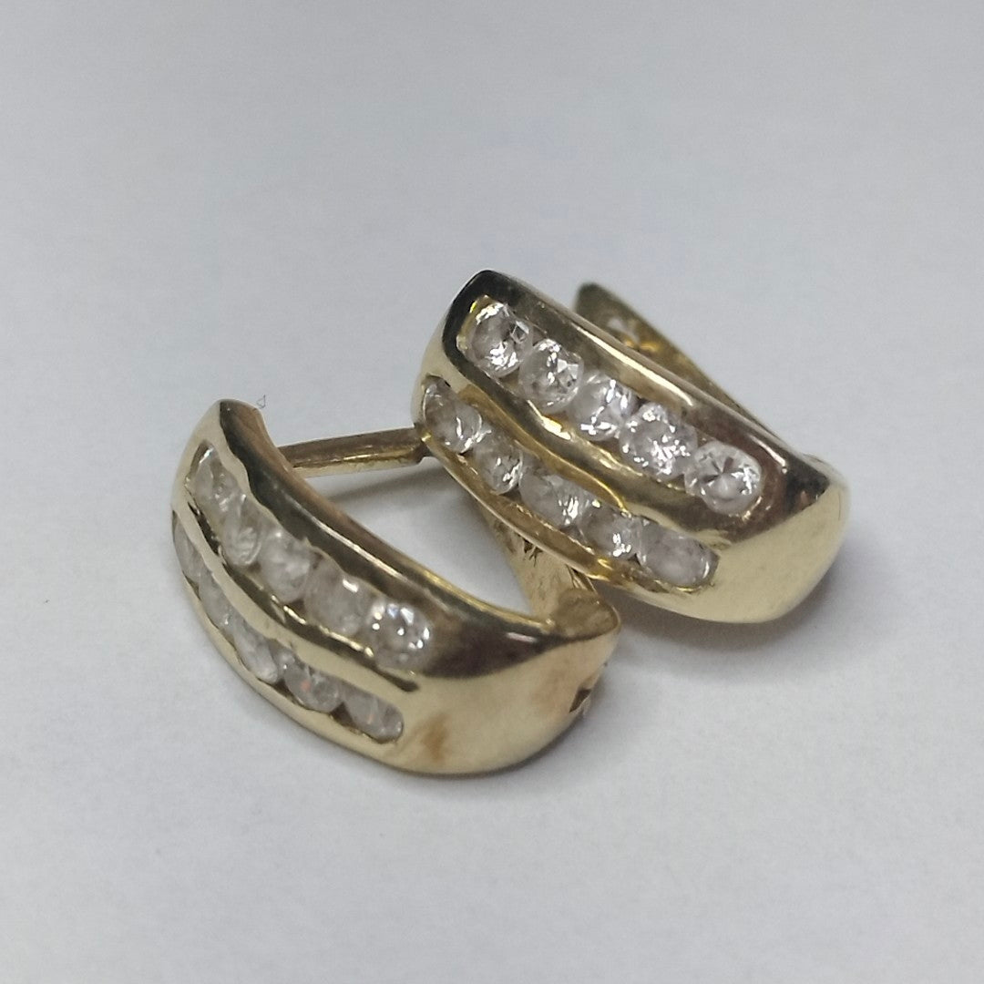 ARETES PAR ORO 14 K 2.7 GRMS (SEMINUEVO)