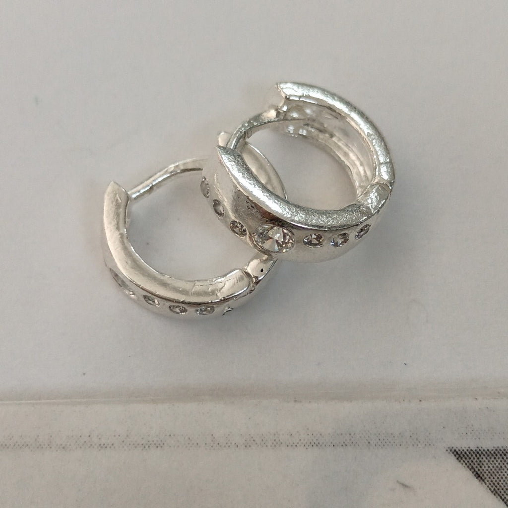 ARRACADAS C/CIRCONIAS PLATA .925 2.5 GR (NUEVO)