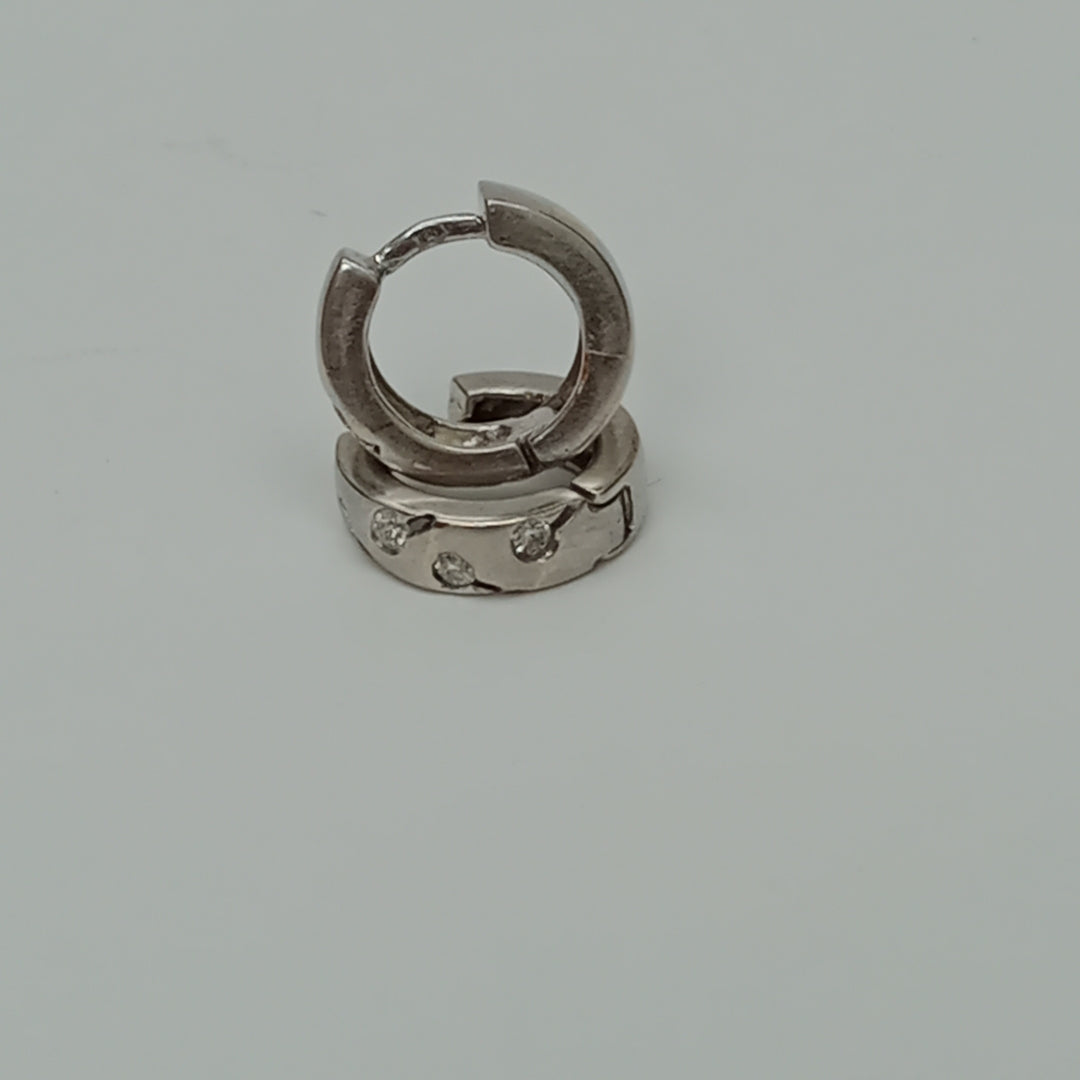 ARRACADAS PAR ORO 14 K 3.5 GRMS (SEMINUEVO)