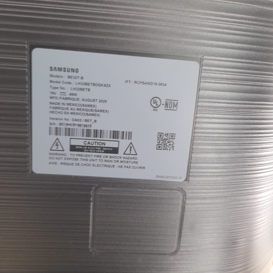 PANTALLA SAMSUNG BE32T-B (2025) 32" LED HD (SEMINUEVO)