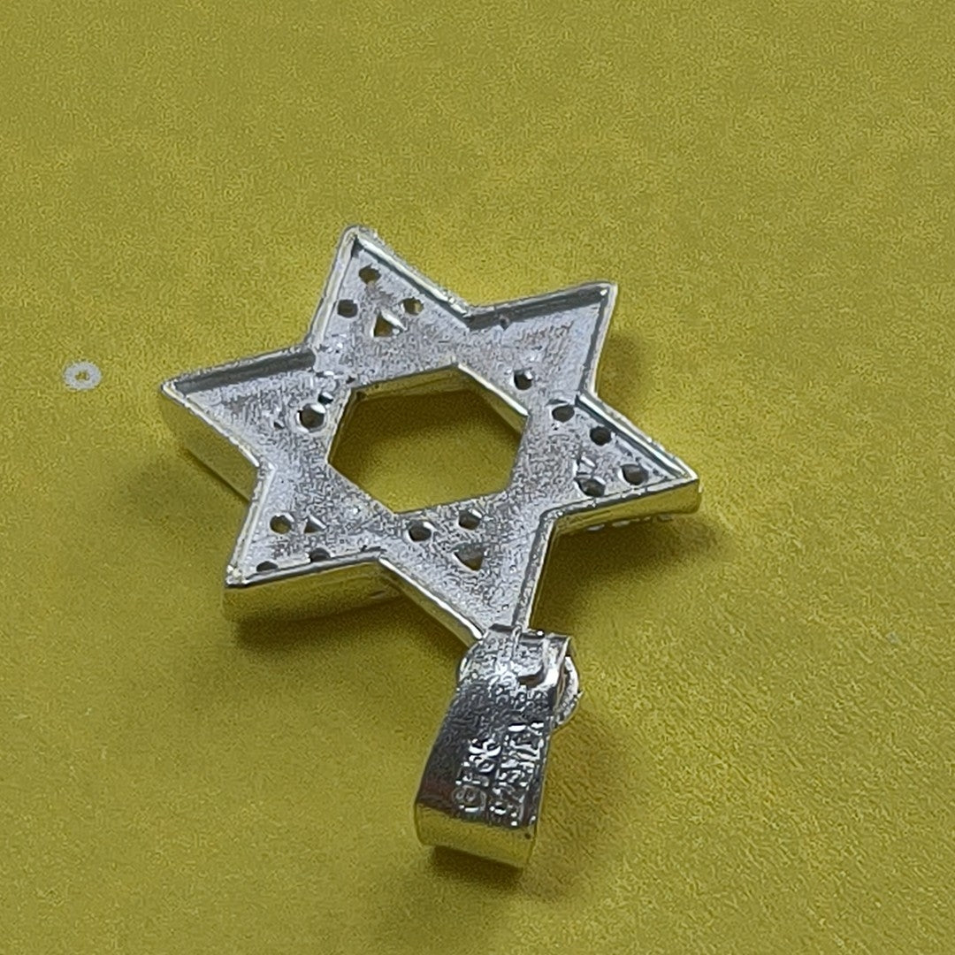DIJE ESTRELLA DE DAVID C/CIRCONIAS PLATA .925 2.7 GR (NUEVO)
