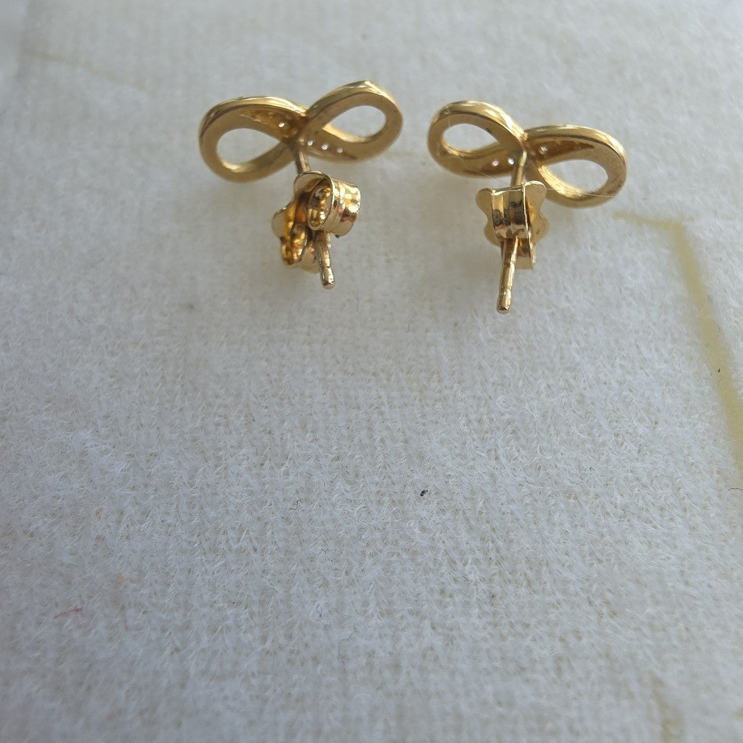 BROQUELES PAR ORO 14 K 1.5 GRMS (SEMINUEVO)