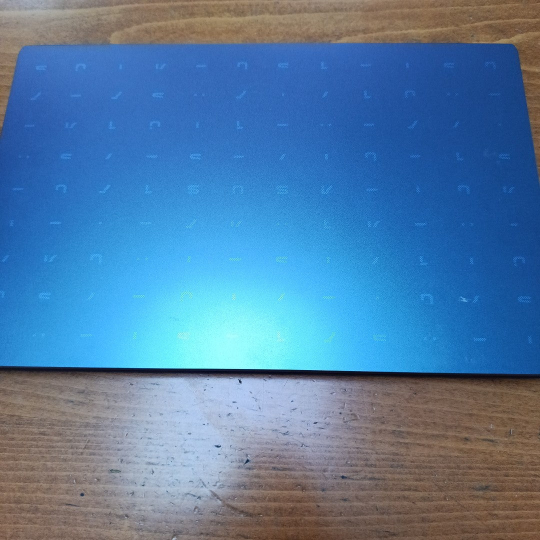 LAPTOP ASUS VIVOBOOK E510KA-BR760W (2024) 128 GB SSD 4 GB RAM (SEMINUEVO)