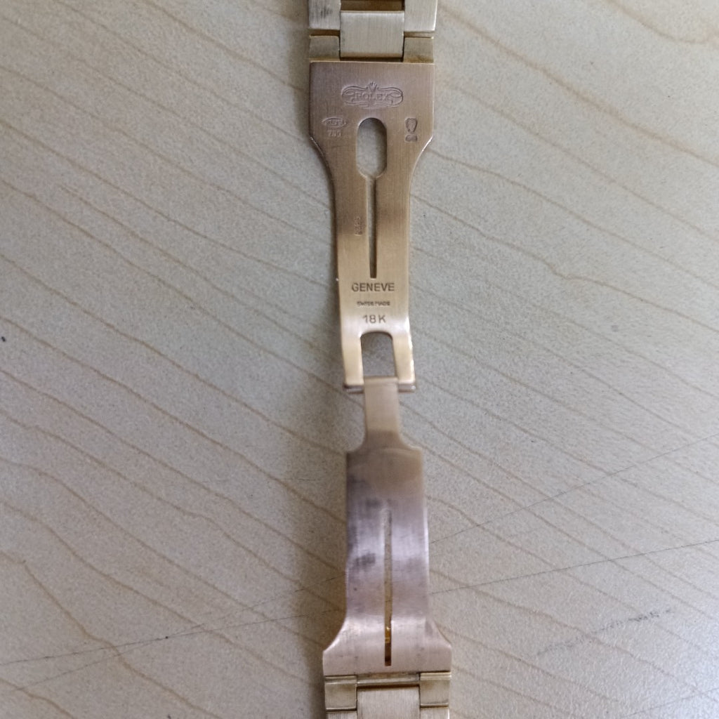 RELOJ CAJA Y PULSO ORO ORO 18 K 127.7 GRMS (SEMINUEVO)