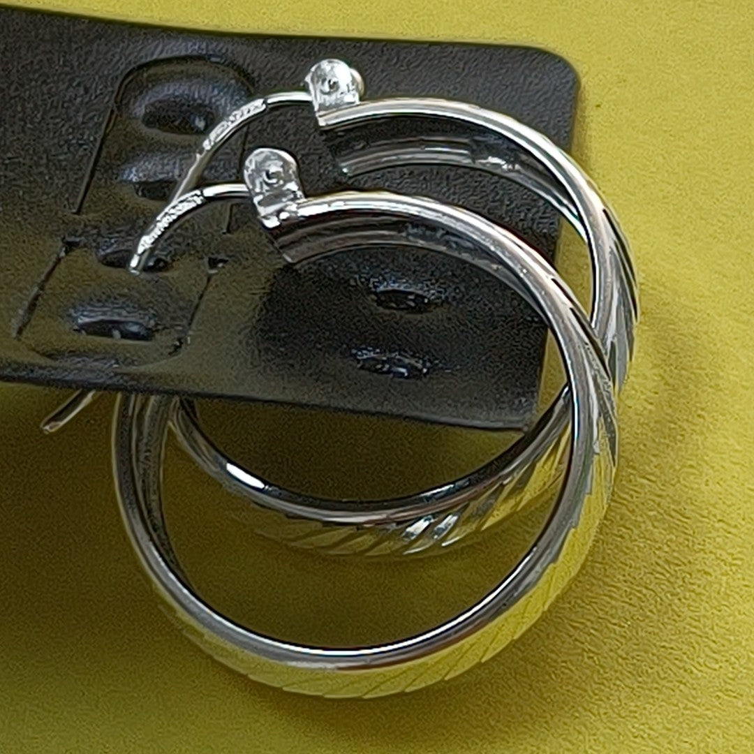 PAR ARRACADAS LABRADAS PLATA .925 2.4 GR (NUEVO)