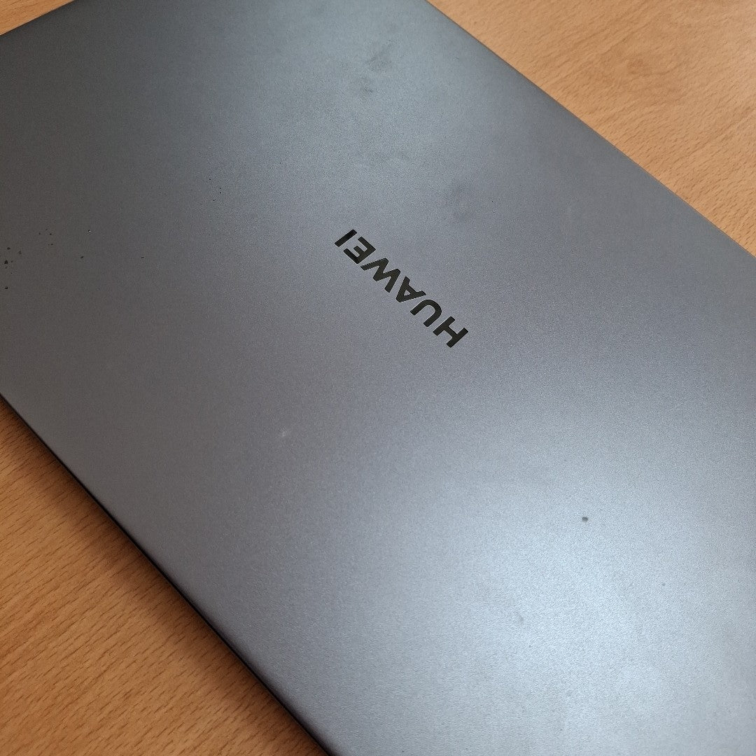 LAPTOP HUAWEI MATEBOOK D14 NBDE-WFH9 (2022) 512 GB SSD 16 GB RAM (SEMINUEVO)