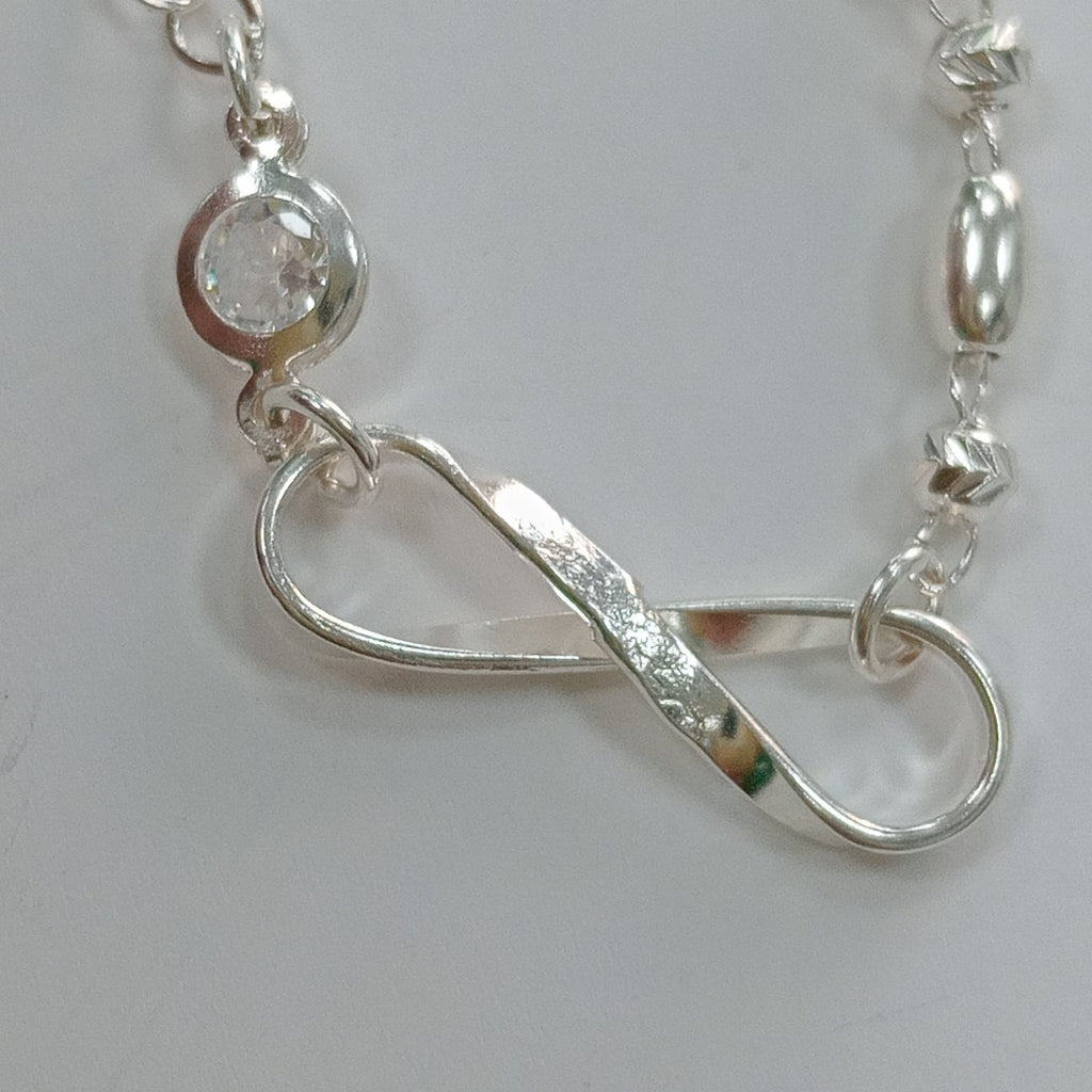 PULSERA TEJIDO ESPECIAL PLATA .925 18 CM 2.6 GR (NUEVO)