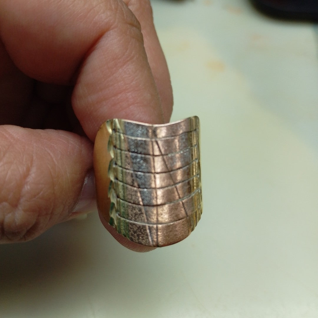 ANILLO ORO 10 K 4.2 GRMS (SEMINUEVO)