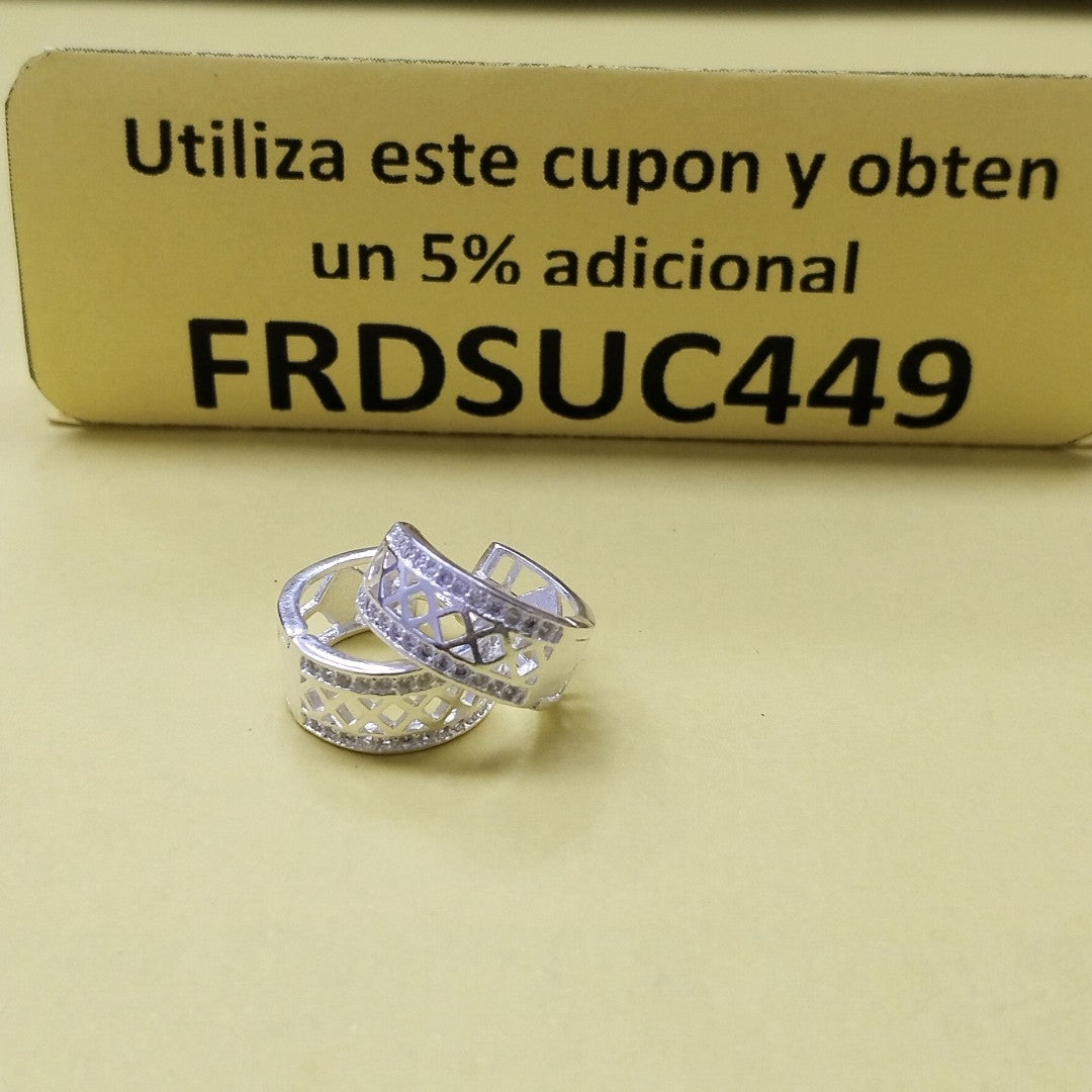 HUGGIES C/CIRCONIAS PLATA .925 2.7 GR (NUEVO)