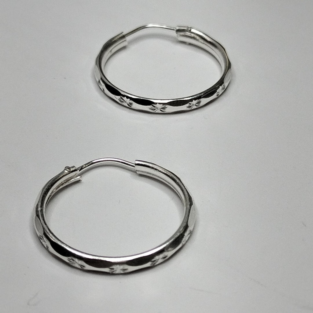 PAR ARRACADAS FACETADA PLATA .925 2.2 GR (NUEVO)