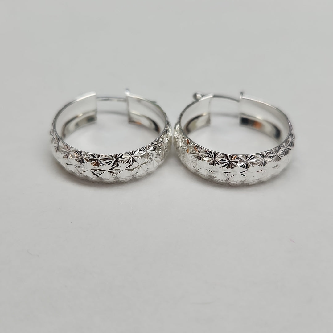 PAR ARRACADAS FACETADAS PLATA .925 3.3 GR (NUEVO)