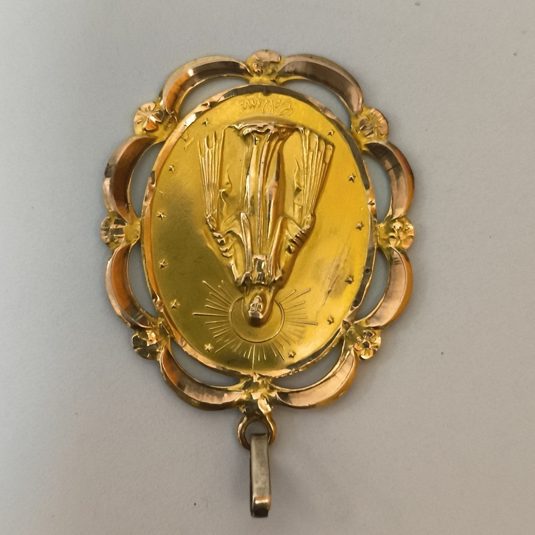 MEDALLA RELIGIOSA ORO 8 K 5.3 GRMS (SEMINUEVO)