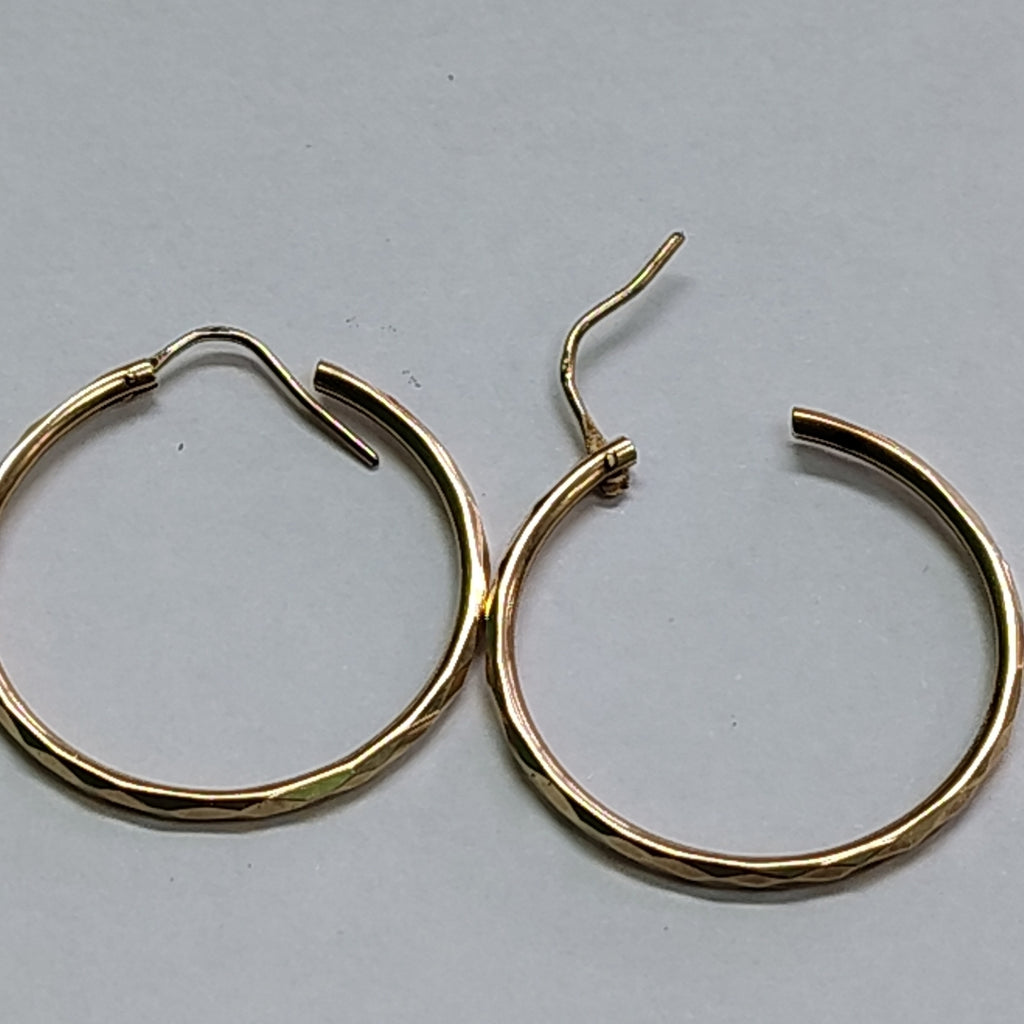 ARRACADAS PAR ORO 14 K 1.6 GRMS (SEMINUEVO)