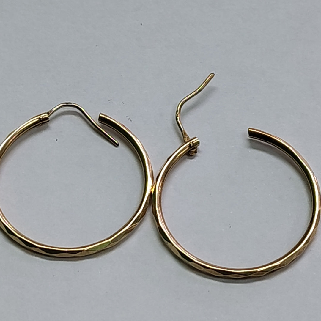 ARRACADAS PAR ORO 14 K 1.6 GRMS (SEMINUEVO)