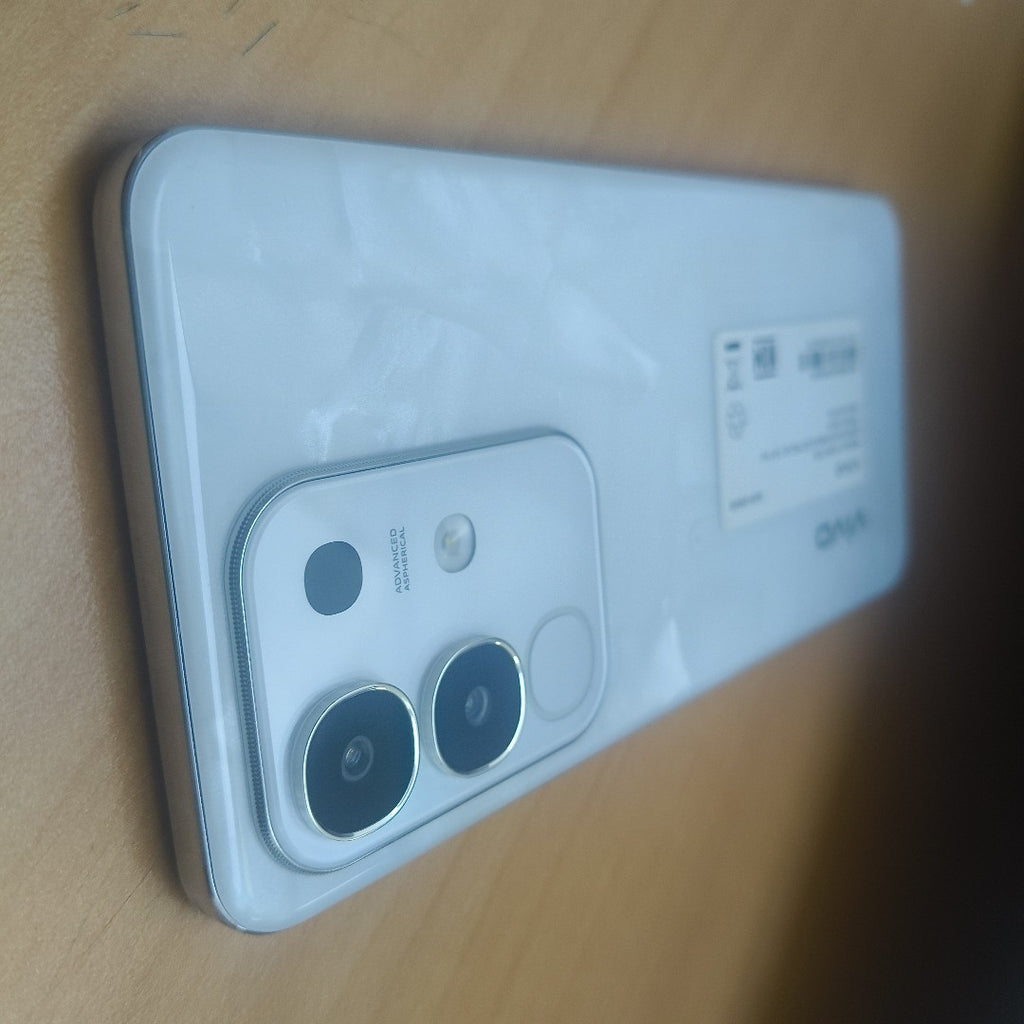 CELULAR VIVO Y29 V2434 (2025) 256 GB 8 GB RAM (SEMINUEVO)