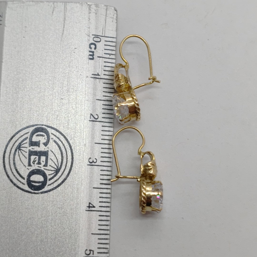 ARETES PAR ORO 8 K 2.1 GRMS (SEMINUEVO)