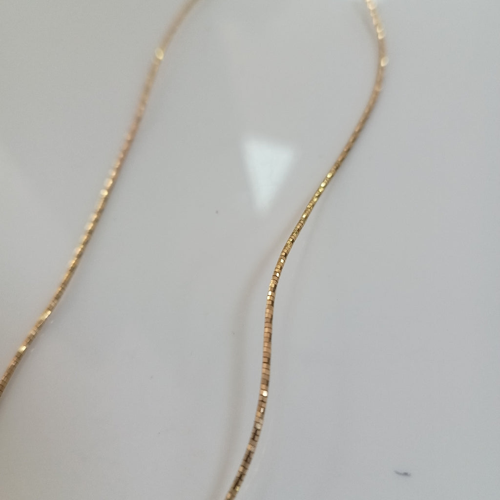 GARGANTILLA ORO COMBINADO 10 K 5.6 GRMS (SEMINUEVO)