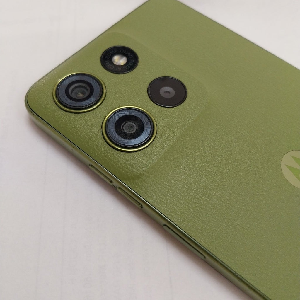 CELULAR MOTOROLA MOTO G15 XT2521-2 (2025) 256 GB 4 GB RAM (SEMINUEVO)