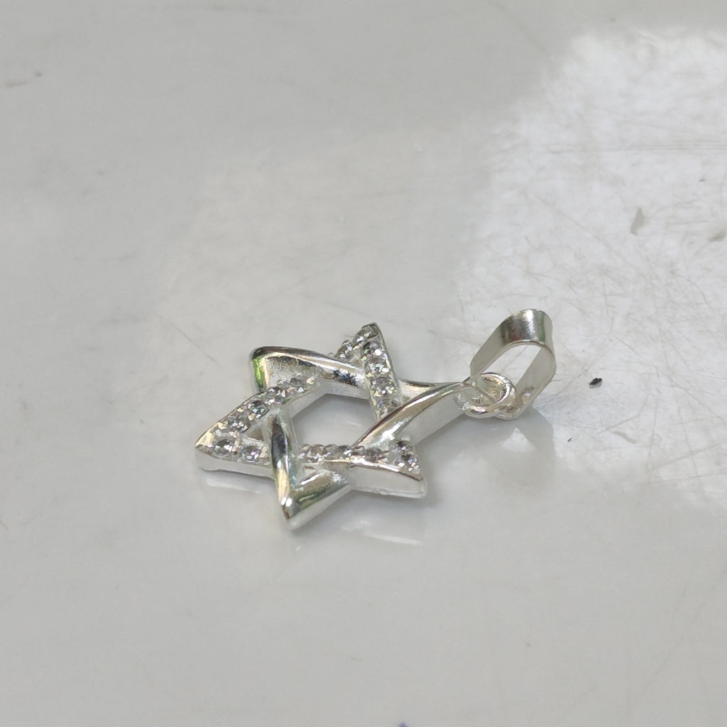 DIJE ESTRELLA DE DAVID C/CIRCONIAS PLATA .925 2.6 GR (NUEVO)