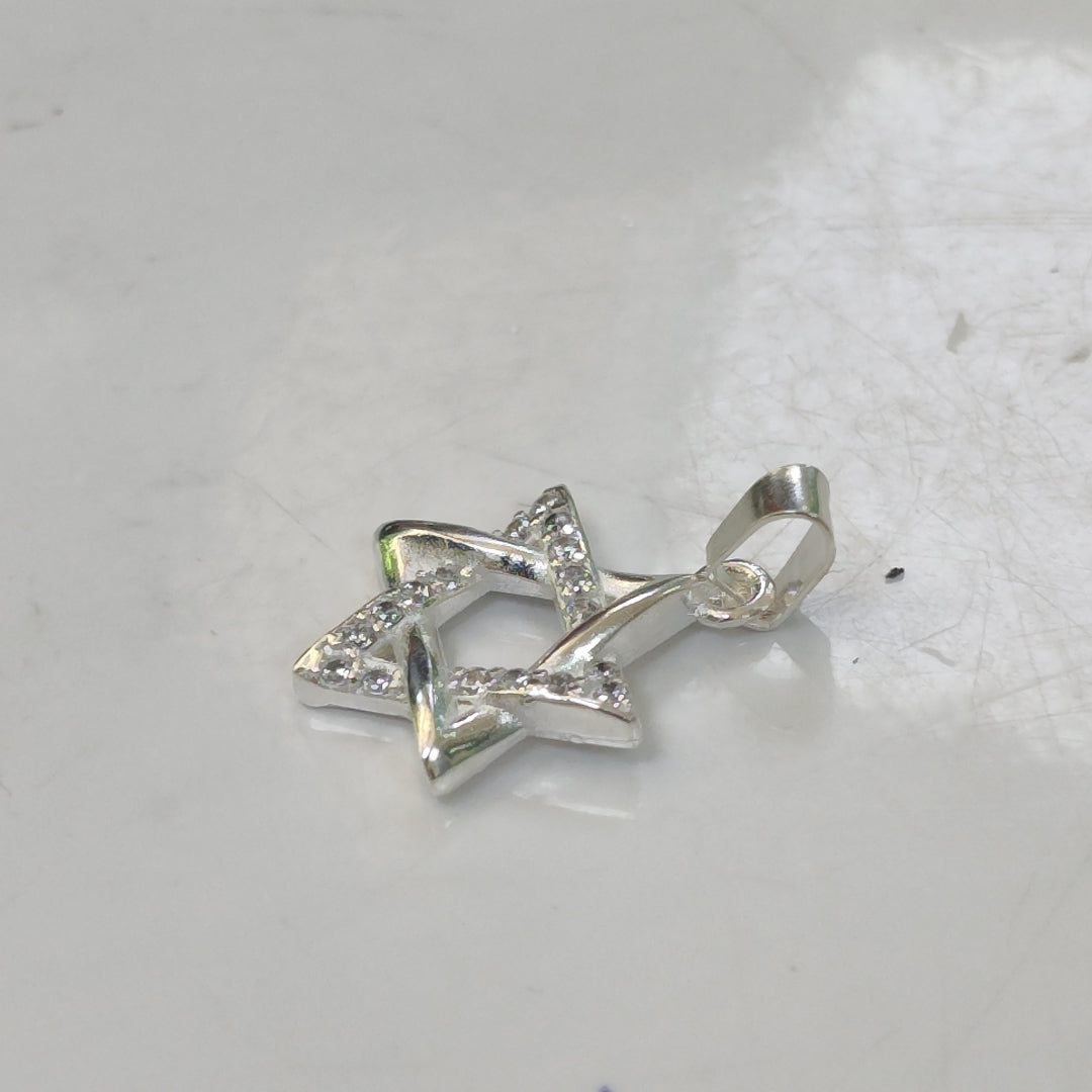 DIJE ESTRELLA DE DAVID C/CIRCONIAS PLATA .925 2.6 GR (NUEVO)