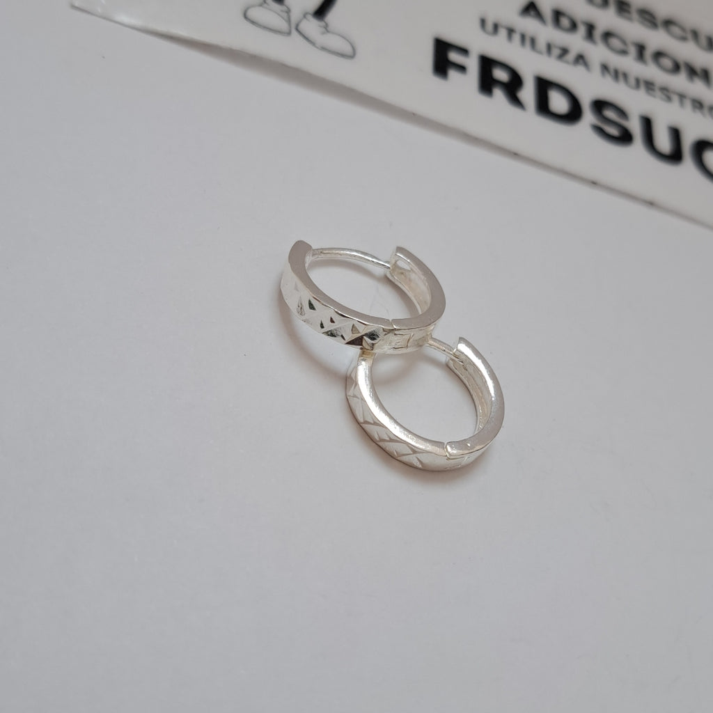 ARRACADAS LABRADAS PLATA .925 3.4 GR (NUEVO)